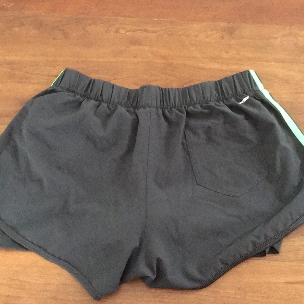 ADIDAS RUNNING SHORTS - Picture 2 of 5
